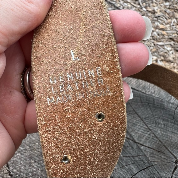 Express Genuine Leather Silver Toned Tan Belt Y2K - Picture 3 of 7